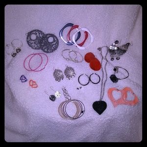 Lot of Assorted Jewelry